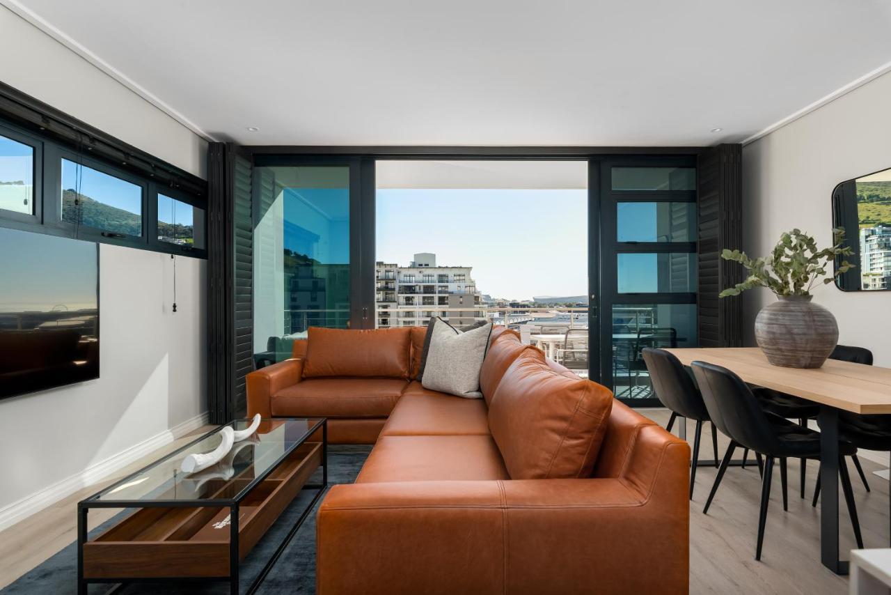 Apartment 16 On Bree