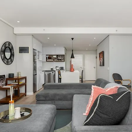 16 On Bree Apartments Cape Town Exterior photo