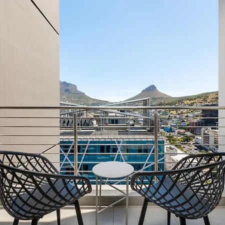 16 On Bree Apartments Cape Town Exterior photo